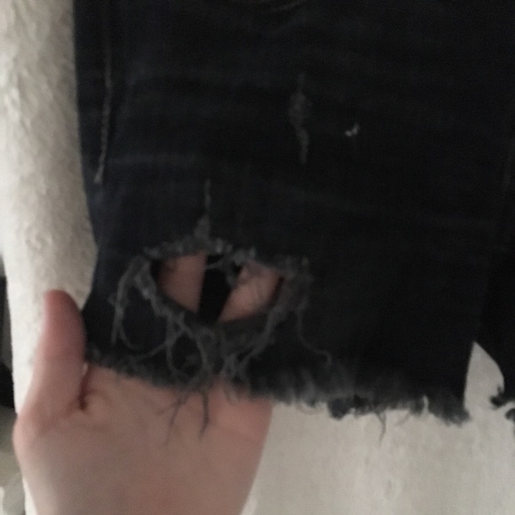 Dark blue/black American eagle jean shorts - Picture 2 of 8